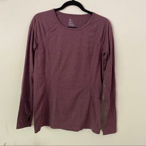 GapFit Workout Long Sleeve Shirt